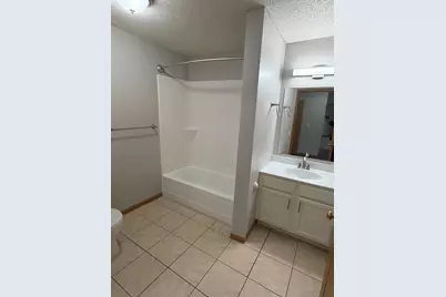 1321 Lake Drive W #203, Chanhassen, MN 55317 - Photo 12