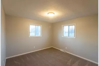 921 18th Avenue N, Moorhead, MN 56560 - Photo 10