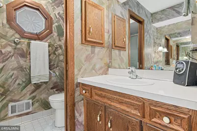 2231 Queens Drive, Woodbury, MN 55125 - Photo 20