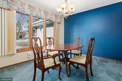 2231 Queens Drive, Woodbury, MN 55125 - Photo 16