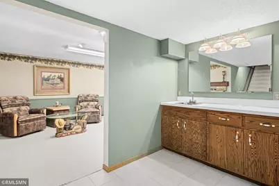 2231 Queens Drive, Woodbury, MN 55125 - Photo 28