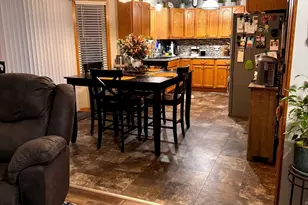 520 Harriett Dr, Marshall, MN 56258 - Photo 8