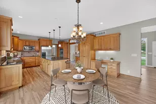 910 Wicklow Ln SW, Rochester, MN 55902 - Photo 14