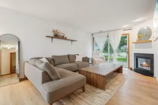 1104 Balsam Ct, New Richmond, WI 54017 - Photo 2