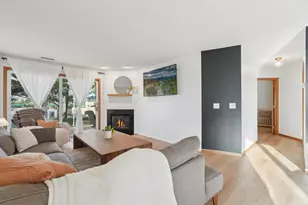 1104 Balsam Ct, New Richmond, WI 54017 - Photo 4