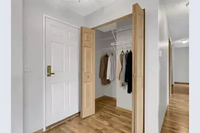 1321 Lake Drive W #218, Chanhassen, MN 55317 - Photo 2