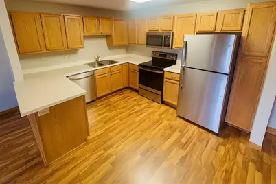 1321 Lake Drive W #218, Chanhassen, MN 55317 - Photo 4