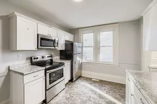 830 University Ave W, Saint Paul, MN 55104 - Photo 6