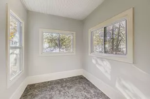 830 University Ave W, Saint Paul, MN 55104 - Photo 30