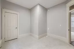 830 University Ave W, Saint Paul, MN 55104 - Photo 12