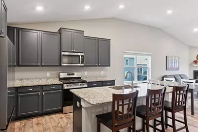 1936 Meridian Curve, Carver, MN 55315 - Photo 4