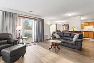 2231 Penn Pl, North Saint Paul, MN 55109 - Photo 4