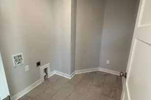 11833 35th St N, Lake Elmo, MN 55042 - Photo 16