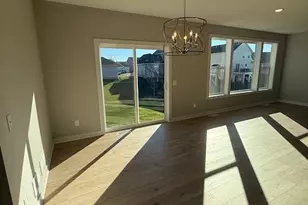 11833 35th St N, Lake Elmo, MN 55042 - Photo 6