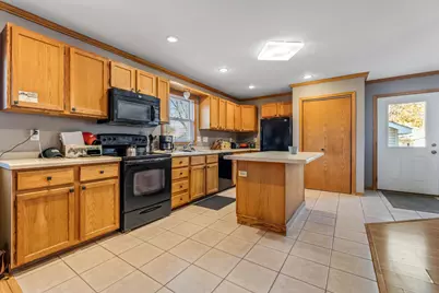 616 E Sarnia Street, Winona, MN 55987 - Photo 6