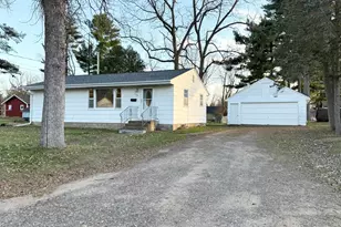 329 Hersey Ave, Mora, MN 55051 - Photo 1