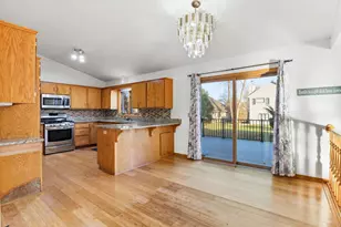 8932 Prestwick Cir N, Brooklyn Park, MN 55443 - Photo 10