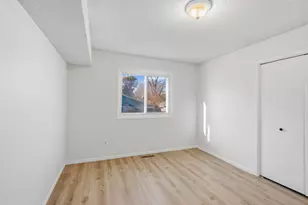 5118 Angeline Ave N, Crystal, MN 55429 - Photo 10