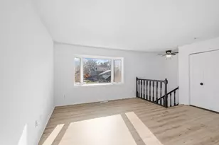 5118 Angeline Ave N, Crystal, MN 55429 - Photo 2