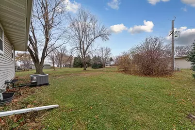351 1st Avenue NE, Wells, MN 56097 - Photo 10