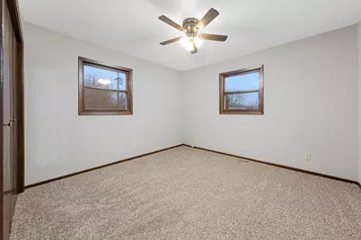 351 1st Avenue NE, Wells, MN 56097 - Photo 34