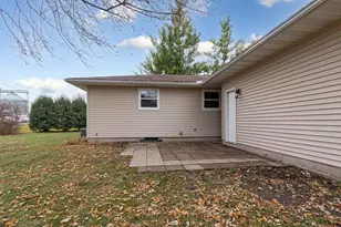 351 1st Ave NE, Wells, MN 56097 - Photo 8