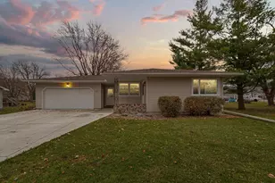 351 1st Ave NE, Wells, MN 56097 - Photo 1