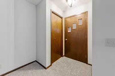 351 1st Avenue NE, Wells, MN 56097 - Photo 16