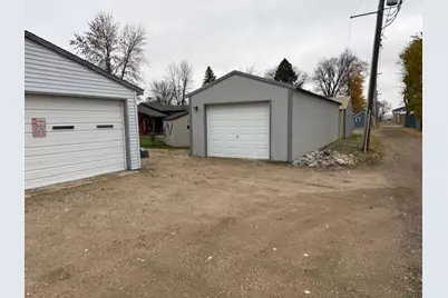 211 9th Street S, Breckenridge, MN 56520 - Photo 6