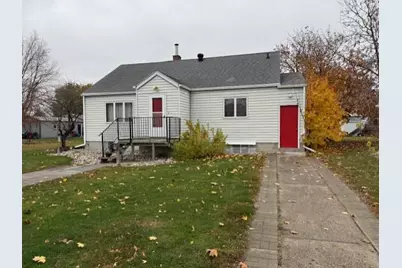 211 9th Street S, Breckenridge, MN 56520 - Photo 2