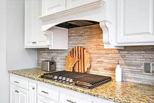 5865 Comstock Ln N, Plymouth, MN 55446 - Photo 12