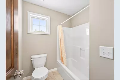 5865 Comstock Lane N, Plymouth, MN 55446 - Photo 34