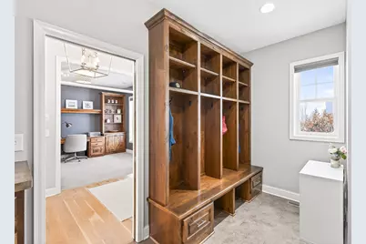 5865 Comstock Lane N, Plymouth, MN 55446 - Photo 18