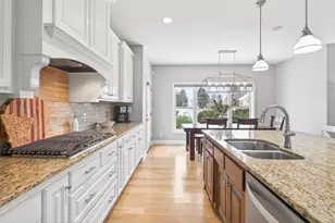 5865 Comstock Ln N, Plymouth, MN 55446 - Photo 14