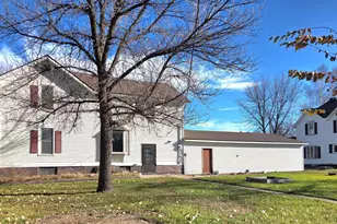 109 3rd St E, Ada, MN 56510 - Photo 4