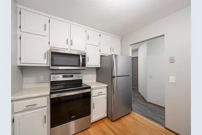 423 Whispering River Lane, Farmington, MN 55024 - Photo 2