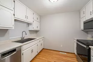 423 Whispering River Ln, Farmington, MN 55024 - Photo 10