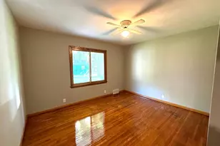 221 Woodlawn Ave, Lake Lillian, MN 56253 - Photo 8