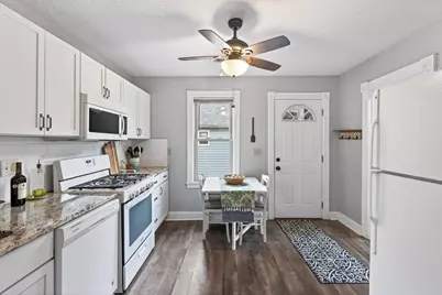 823 Hardenbergh Place, Saint Paul, MN 55117 - Photo 10