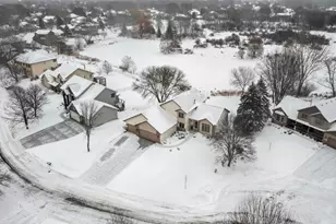 534 Linden Ln, Lino Lakes, MN 55014 - Photo 2