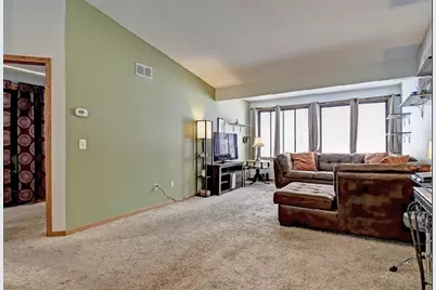 14351 Glenda Drive, Apple Valley, MN 55124 - Photo 10