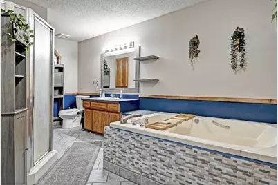 14351 Glenda Drive, Apple Valley, MN 55124 - Photo 12