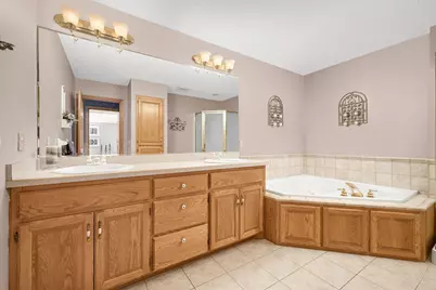 5812 Forestview Lane N, Plymouth, MN 55442 - Photo 18