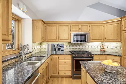 5812 Forestview Lane N, Plymouth, MN 55442 - Photo 6