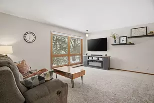 6170 Carleda Way, Inver Grove Heights, MN 55076 - Photo 2