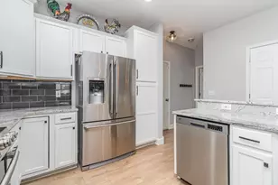 9640 Scott Circle N, Brooklyn Park, MN 55443 - Photo 6