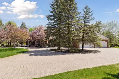 10 Apple Orchard Court, Dellwood, MN 55110 - Photo 24