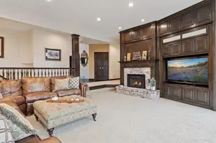 10 Apple Orchard Ct, Dellwood, MN 55110 - Photo 34