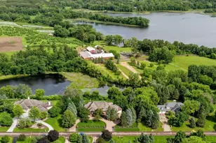 10 Apple Orchard Ct, Dellwood, MN 55110 - Photo 2