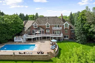10 Apple Orchard Ct, Dellwood, MN 55110 - Photo 1